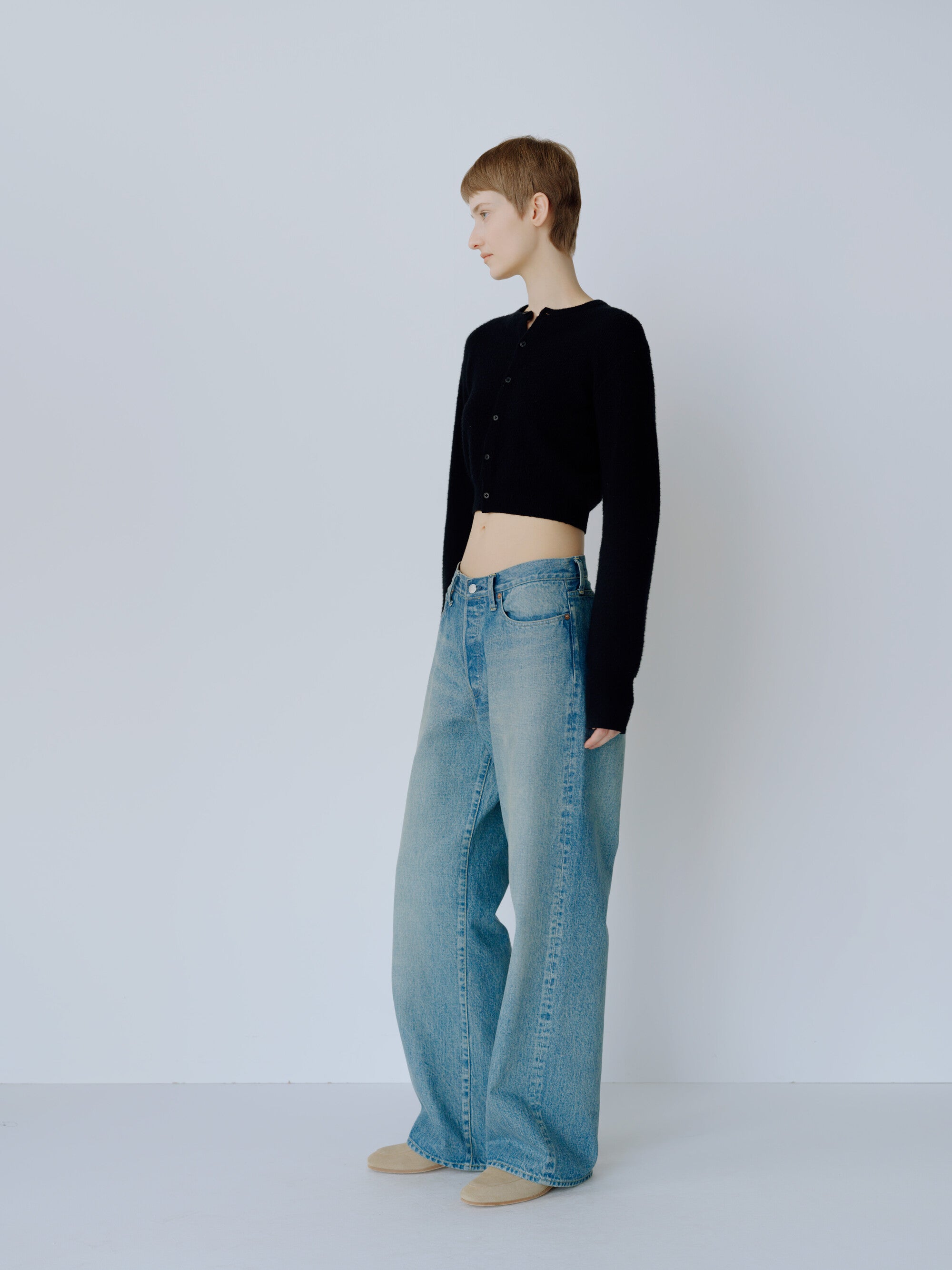 LOOSE DENIM PANTS