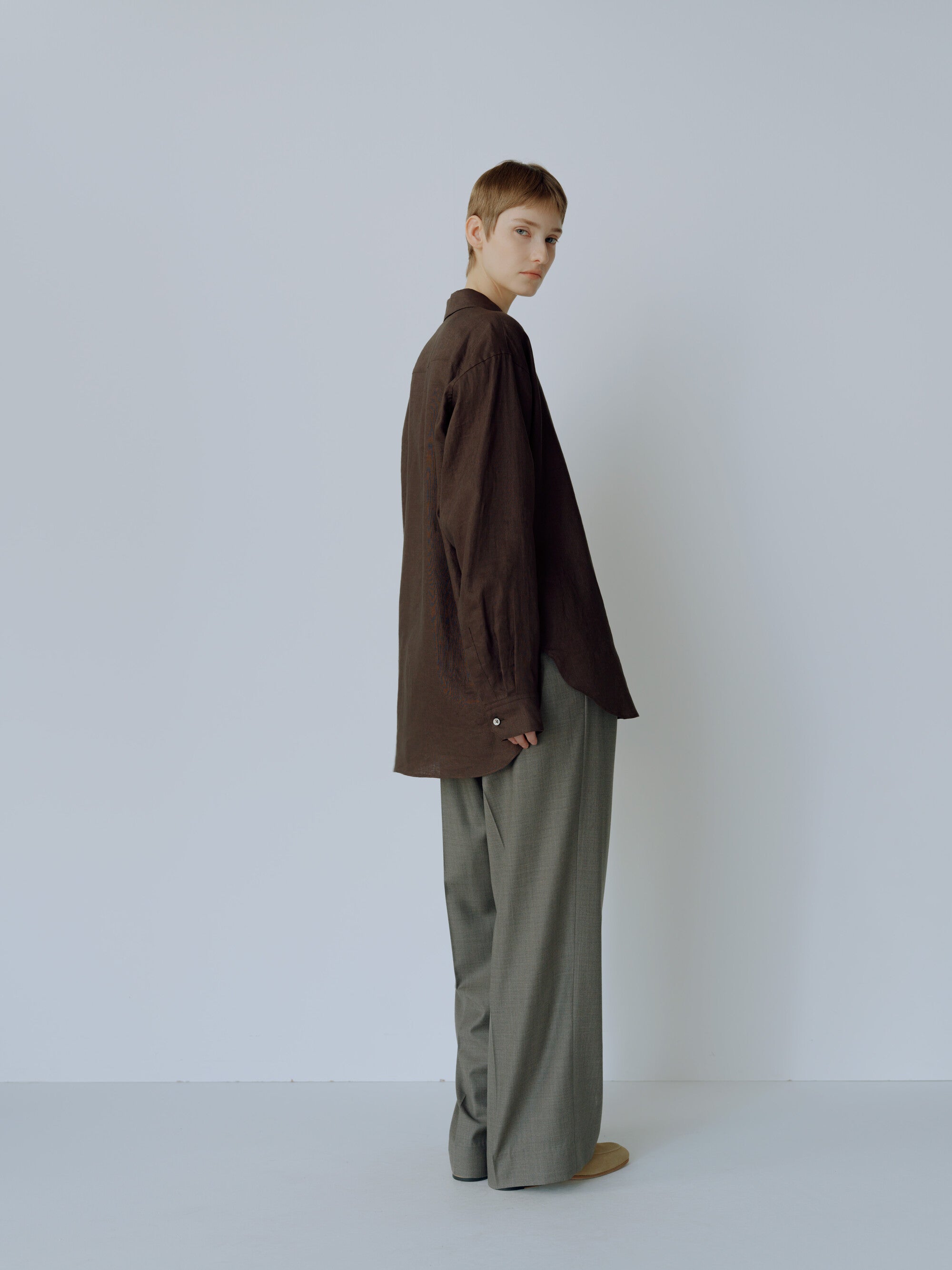 LIGHT LINEN OVERSIZED LS SHIRT