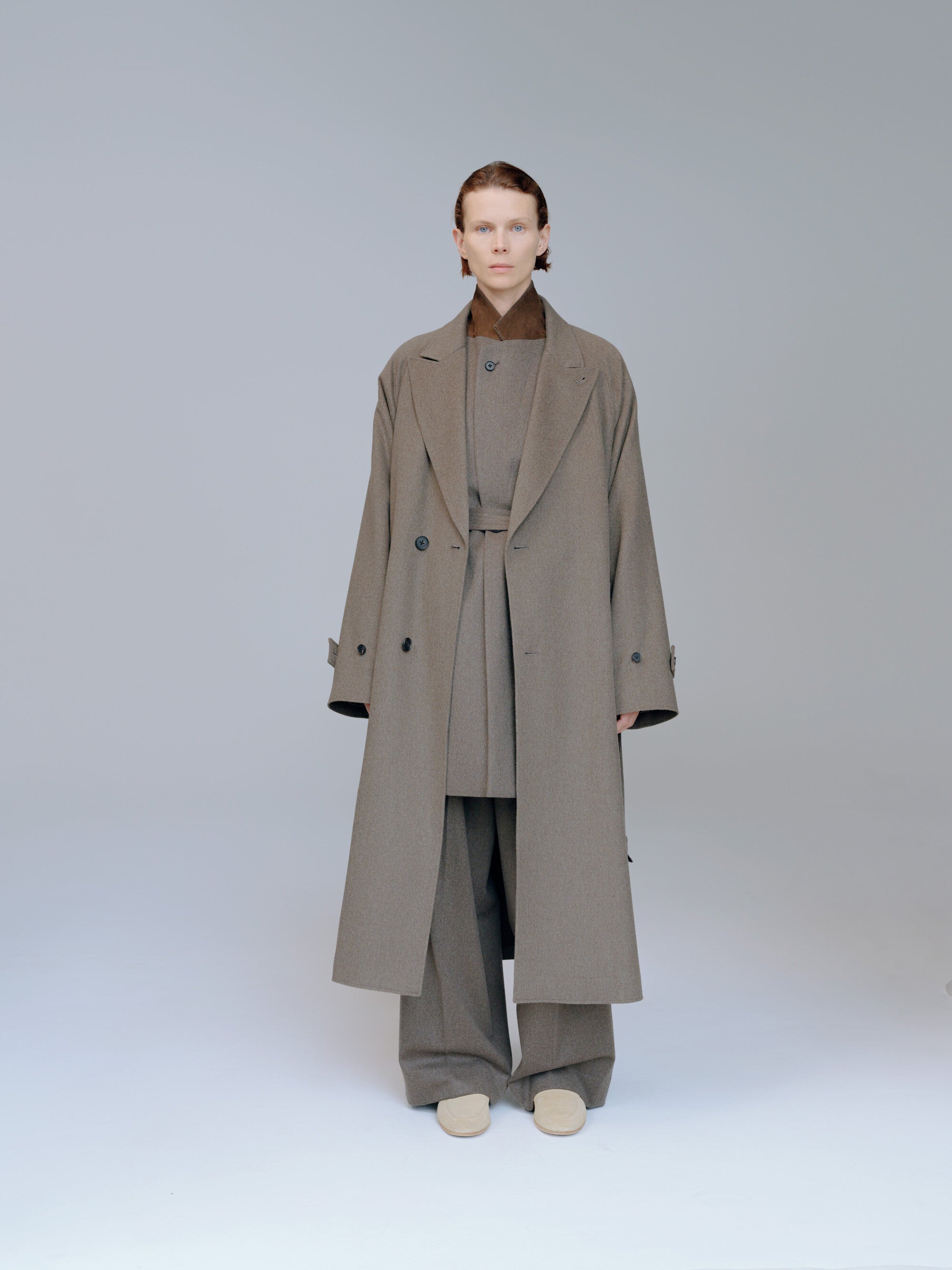 WOOL DOESKIN OVERSIZED PEAK LAPEL CHESTER COAT