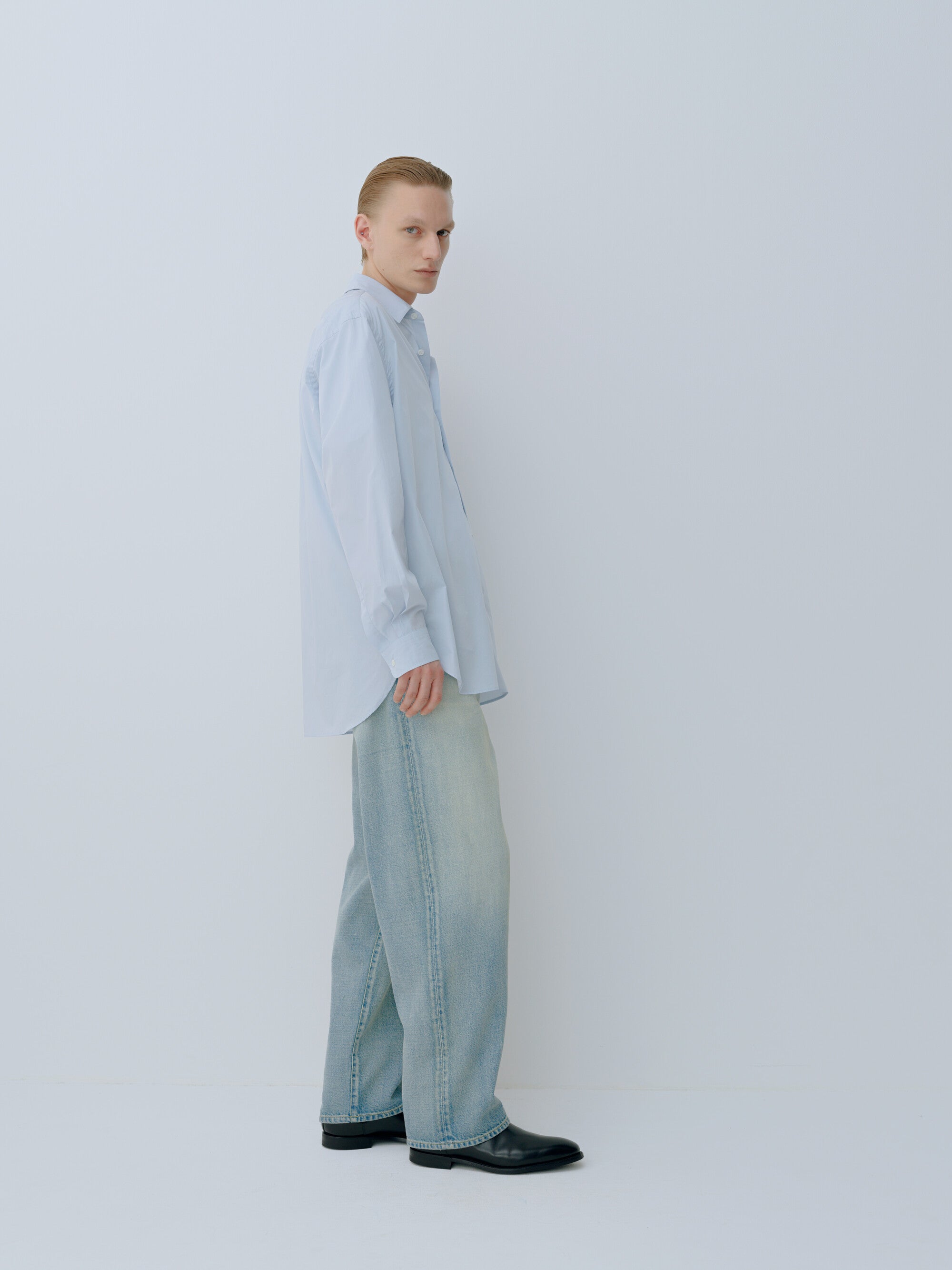 OVERSIZE FIT DENIM PANTS