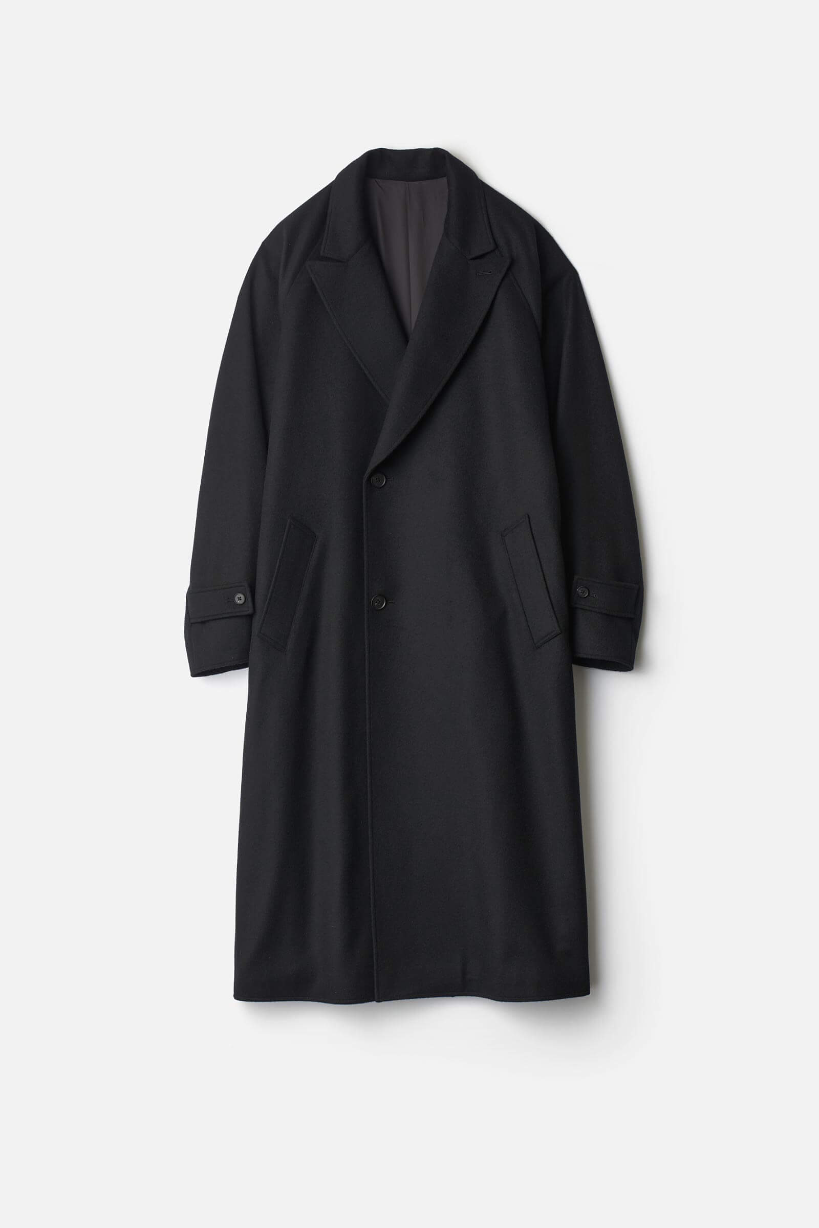 OVERSIZED PEAK LAPEL COAT