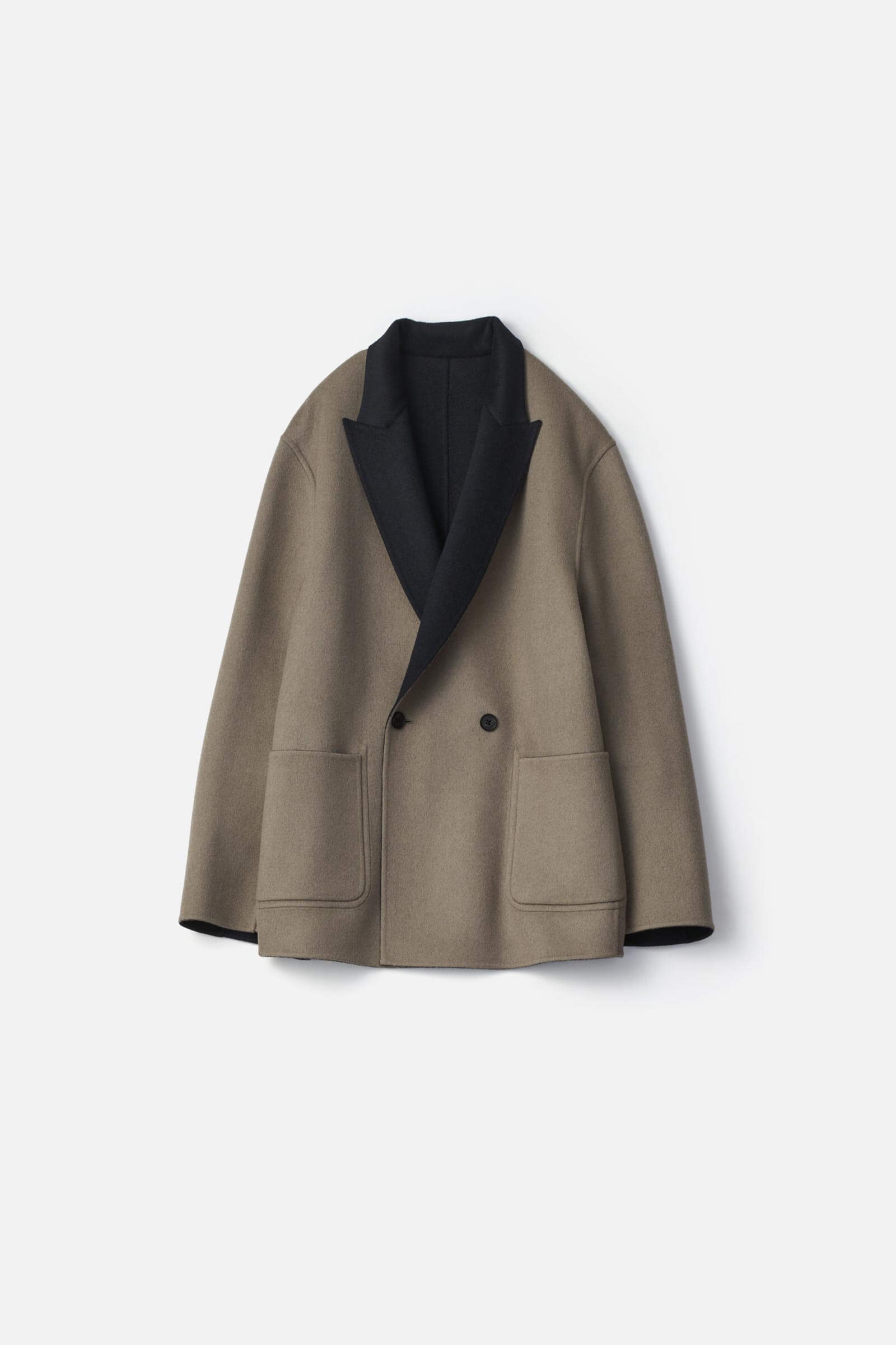 REVERSIBLE PEAK LAPEL JACKET