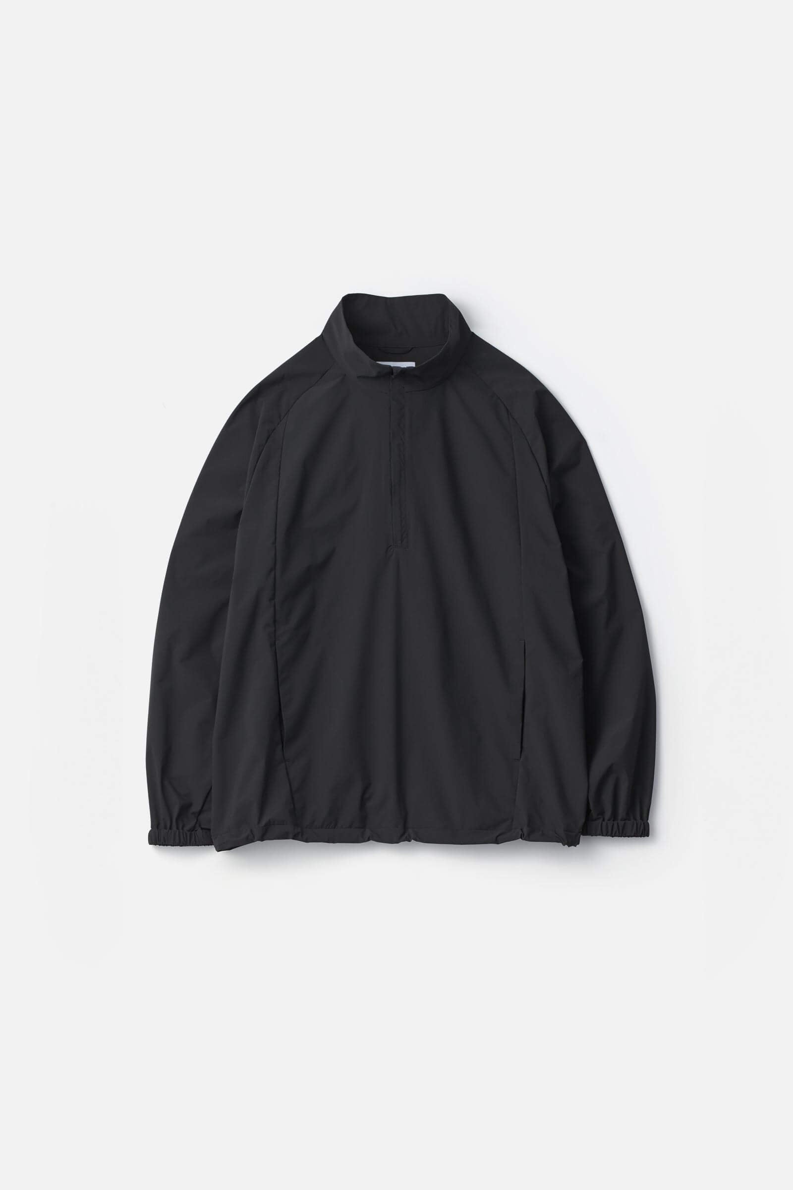 WINDBREAKER HALF ZIP PULLOVER